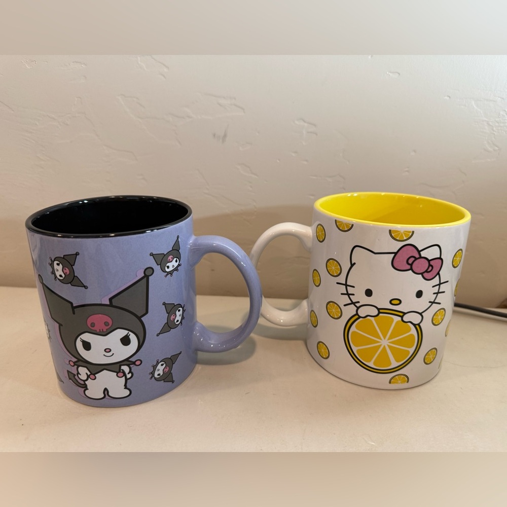 Hello Kitty and Kuromi Mugs set of 2 — 20‎ Oz